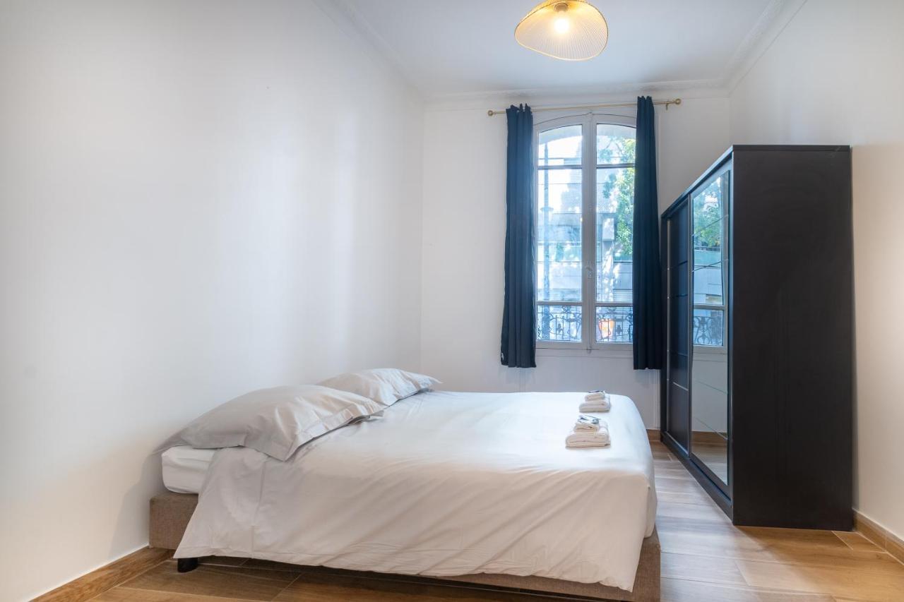 Appartement Metro Alexandre Dumas París Exterior foto